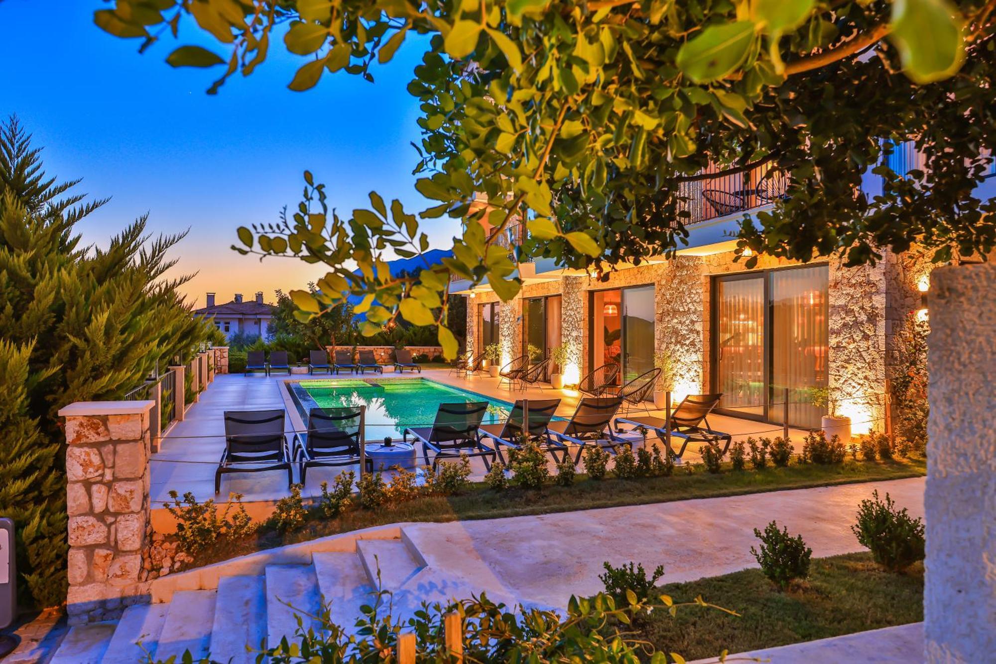 Carruba Boutique Hotel Kas Bagian luar foto