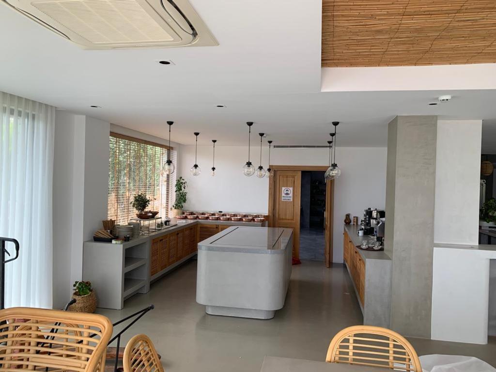 Carruba Boutique Hotel Kas Bagian luar foto