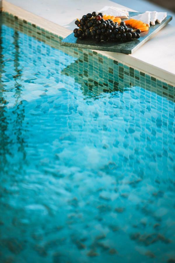 Carruba Boutique Hotel Kas Bagian luar foto