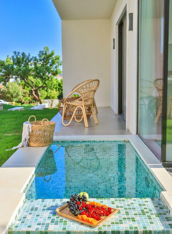 Carruba Boutique Hotel Kas Bagian luar foto
